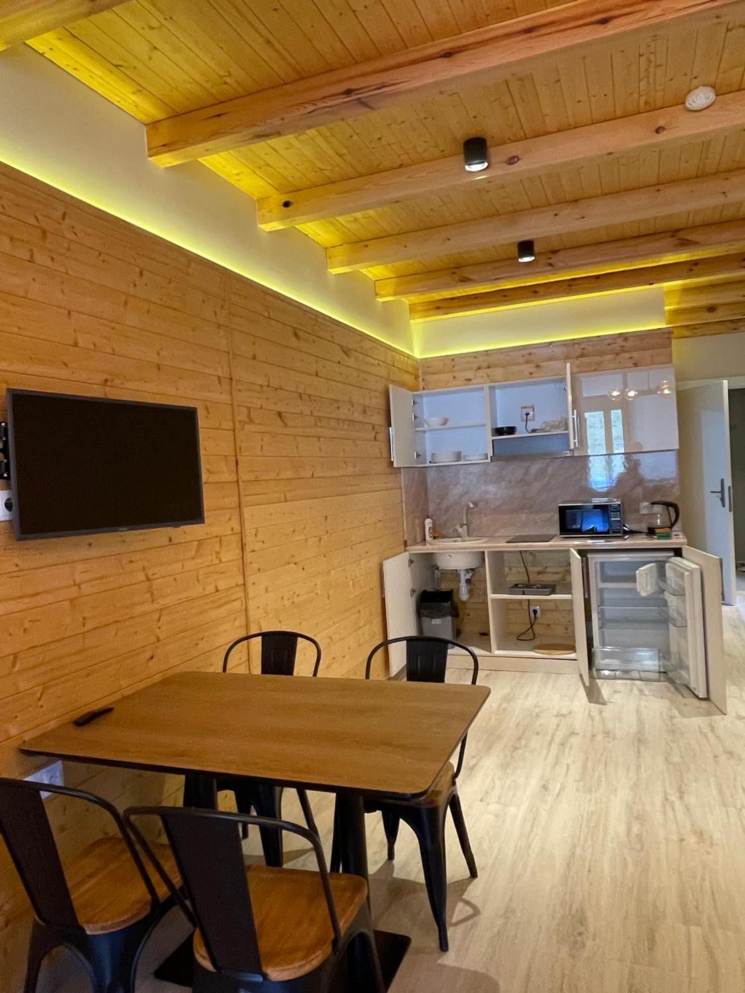 Happy Holidays Apartments In New Gudauri Habitación foto